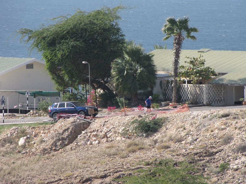 010211_muscat hardlopen.JPG - Ja, die moet ik natuurlijk ook even laten zien. Op verschillende dagen heb ik ook een rondje hard gelopen.En zo vanuit Nederland ineens in de warmte lopen viel niet altijd mee!